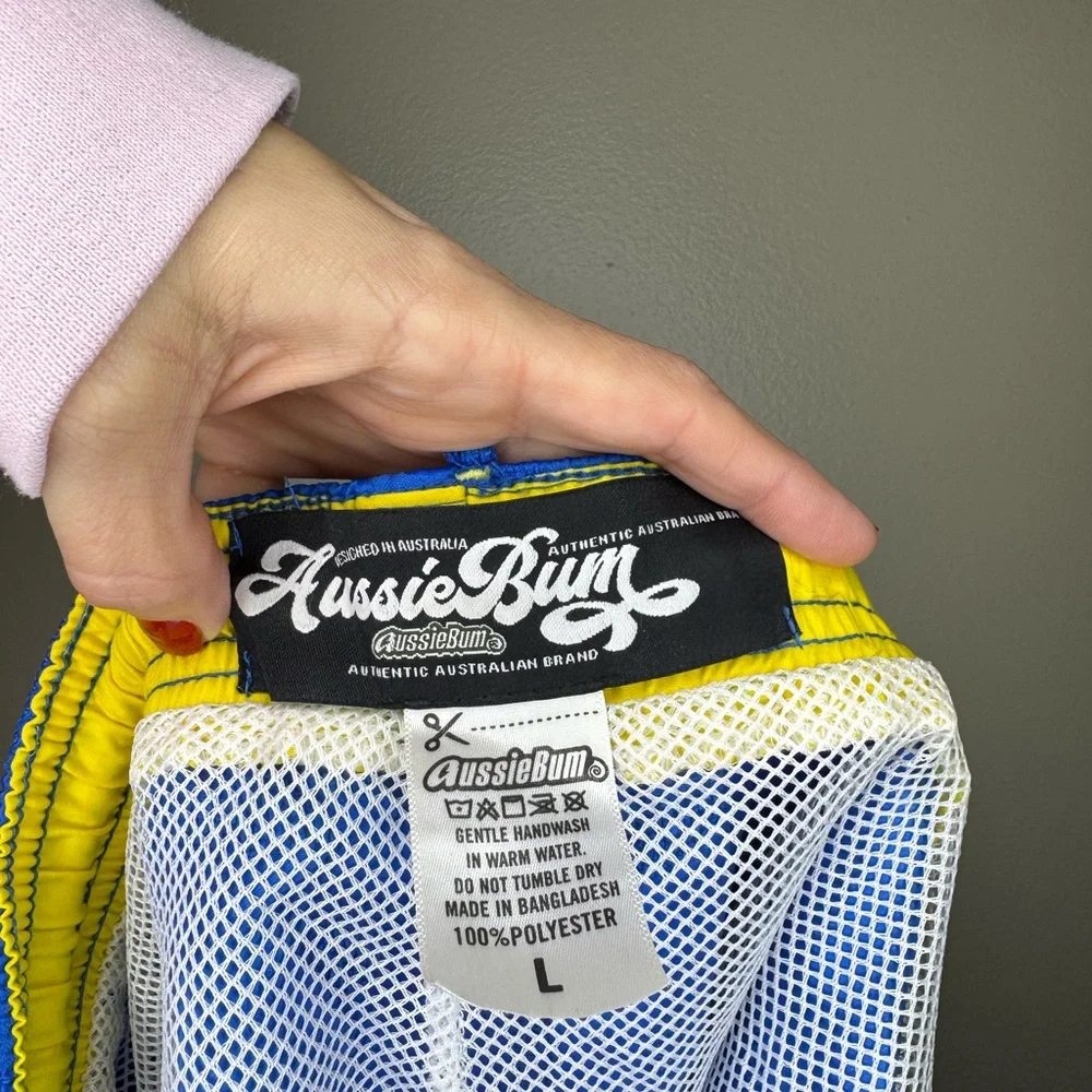 AussieBum Swim Trunks Men's Large Blue Camo Yellow Stripe